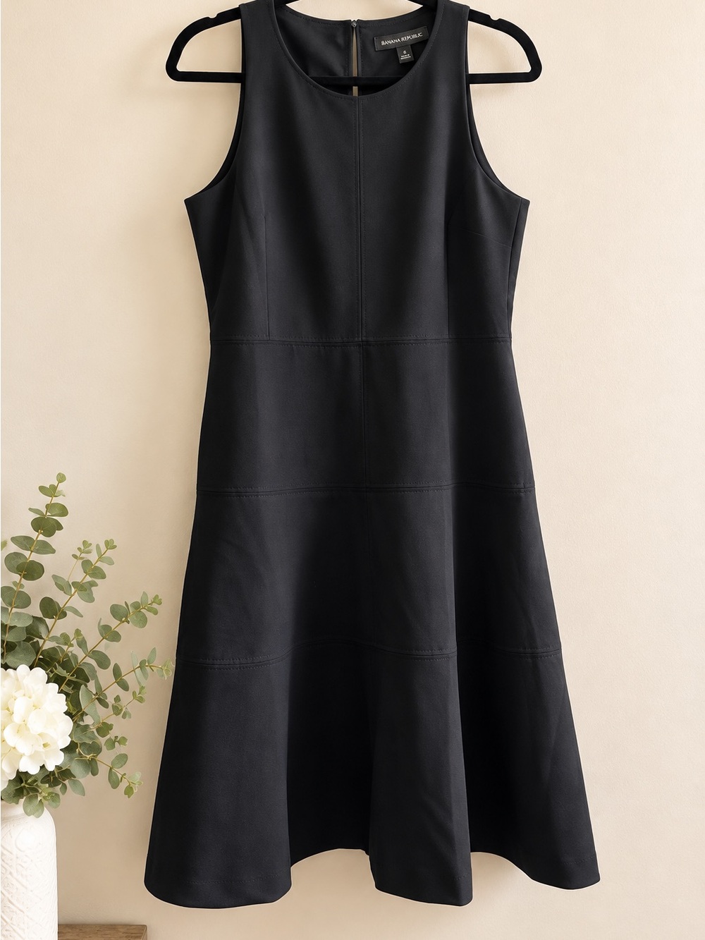 NWT Banana Republic Black Fit & Flare A-Line Dress Size 8